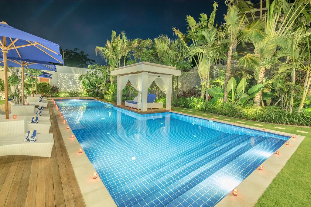 Freedom Villa Seminyak  Room photo