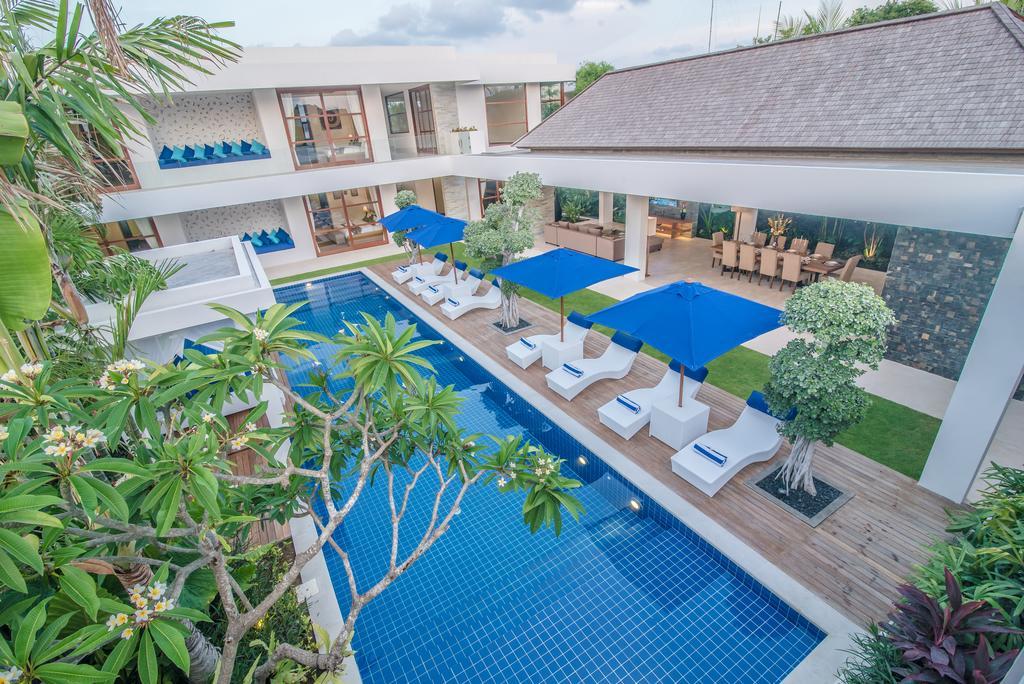Freedom Villa Seminyak  Room photo